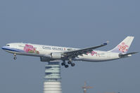 B-18305 @ VIE - China Airlines Airbus 330-300 - by Yakfreak - VAP