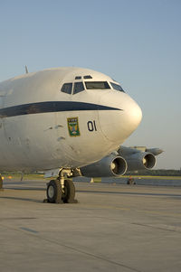 2401 @ VIE - Brazilian Air Force Boeing 707-300 - by Yakfreak - VAP