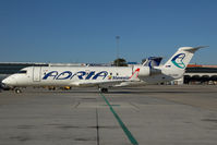 S5-AAH @ VIE - Adria Airways Regionaljet - by Yakfreak - VAP