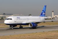 N624JB @ LGB - jetBlue N624JB Blue-T-Ful (FLT JBU262) taxiing to RWY 30 for departure to Sacramento Int'l (KSMF). - by Dean Heald