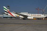 A6-EAB @ VIE - Emirates Airbus 330-200 - by Yakfreak - VAP