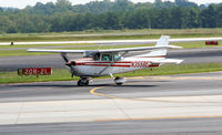 N3558E @ PDK - Taxing to hanger - by Michael Martin