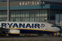 EI-DLN @ BTS - Ryanair Boeing 737-800 - by Yakfreak - VAP