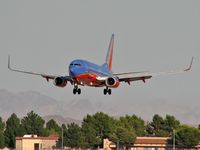 N405WN @ KLAS - Southwest Airlines / 2001 Boeing 737-7H4 - by Brad Campbell