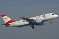 OE-LDB @ VIE - Austrian Airlines Airbus 319 - by Yakfreak - VAP