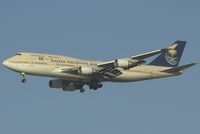 HZ-AIZ @ DXB - Saudia Boeing 747-400 - by Yakfreak - VAP