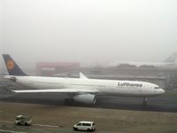D-AIKB @ FRA - A very foggy morning in Frankfurt - by Micha Lueck