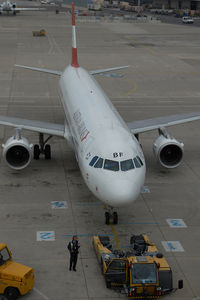 OE-LBF @ VIE - Austrian Airlines Airbus 321 - by Yakfreak - VAP