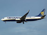 EI-DCD @ KRK - Ryanair - by Artur Bado?