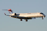 N730EV @ ATL - On final for Runway 9R - by Michael Martin