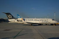 S5-AAG @ VIE - Adria Airways Regionaljet in Star Alliance colors - by Yakfreak - VAP