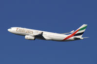 A6-EAK @ VIE - Emirates A330-200 - by Thomas Ramgraber-VAP
