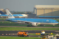 PH-BQG @ AMS - KLM Royal Dutch Airlines B777-200 - by Thomas Ramgraber-VAP