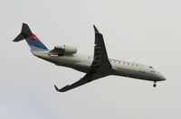 N906EV @ ATL - Over the numbers of 9R - by Michael Martin