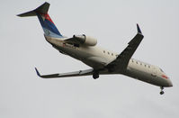N964CA @ ATL - Over the numbers of 9R - by Michael Martin