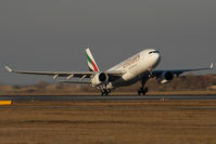 A6-EAK @ VIE - Emirates Airbus 330-200 - by Yakfreak - VAP