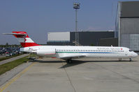 OE-LMK @ VIE - Austrian Airlines MD87 - by Yakfreak - VAP