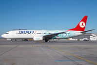 TC-JGU @ VIE - Turkish Airlines Boeing 737-800 in special colors - by Yakfreak - VAP