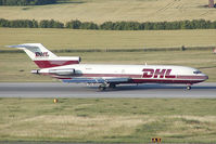 OO-DLB @ VIE - European Air Transport Boeing 727-200 in DHL colors - by Yakfreak - VAP