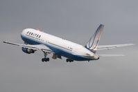 N646UA @ AMS - United Airlines 767-300