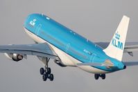PH-AOC @ AMS - KLM A330-200