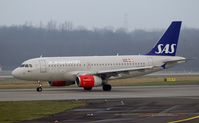 OY-KBP @ DUS - Airbus A319-132 - by Volker Hilpert