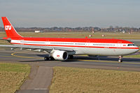 D-AERK @ DUS - Taxiing to the runway - by Micha Lueck