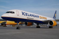 TF-CIB @ VIE - Icelandair Boeing 757-200F - by Yakfreak - VAP