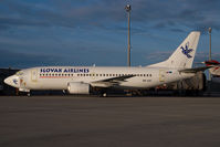 OM-AAE @ VIE - Slovak Airlines Boeing 737-300 - by Yakfreak - VAP