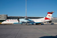 OE-LGC @ VIE - Austrian Arrows Dash 8-400 - by Yakfreak - VAP