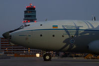 UR-09307 @ VIE - Antonov Airlines Antonov 22 - by Yakfreak - VAP
