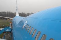 PH-BUK @ LEY - KLM 747-300