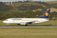 D-ABEP @ VIE - Lufthansa Boeing 737-300 - by Yakfreak - VAP