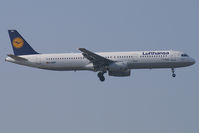 D-AIRW @ VIE - Lufthansa Airbus A321 - by Thomas Ramgraber-VAP