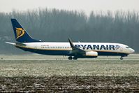 EI-DHB @ KRK - Ryanair - by Artur Bado?