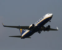 EI-DBP @ BOH - RYANAIR 737 - by barry quince