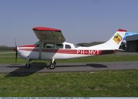 PH-MVT @ EHLE - Skydive Flevo build 01-1972 - by P. Gommers jr