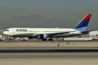N123DN @ KLAS - Delta Airlines / 2004 Boeing 757-324 - by Brad Campbell