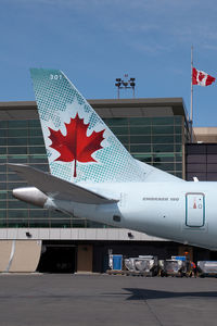 C-GWEN @ CYYC - Embraer 190 AIr Canada - by Yakfreak - VAP
