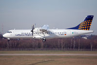 D-ANFK @ DUS - Battling with strong cross wind - by Micha Lueck