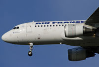 F-GFKQ @ VIE - A320-111 - by Roland Bergmann