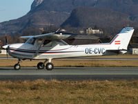 OE-CVC @ LOWS - taxiing rwy 16 on a sunny day in February - by Alexander Gerzabek