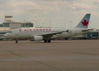 C-GKOD @ DEN - Air Canada A 320 - by Francisco Undiks