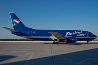 TF-BBE @ VIE - Bluebird Cargo Boeing 737-300 - by Yakfreak - VAP