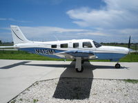 N413MA @ KHWO - N413MA in North Perry Airport - by Augusto Marin