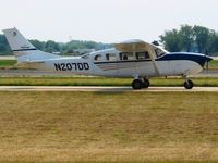 N207DD @ OSH - Departing Airventure '07 - by Bob Simmermon