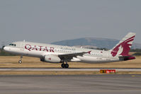 A7-ADU @ VIE - Qatar Airways Airbus 320 - by Yakfreak - VAP