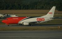 OO-TNK @ VIE - TNT 737-300 - by Luigi