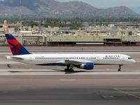 N627DL @ PHX - Delta's cool new color-scheme - by John Meneely