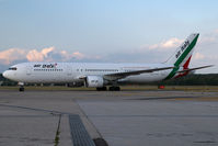 I-AIGG @ MXP - Air Italy Boeing 767-300 - by Yakfreak - VAP